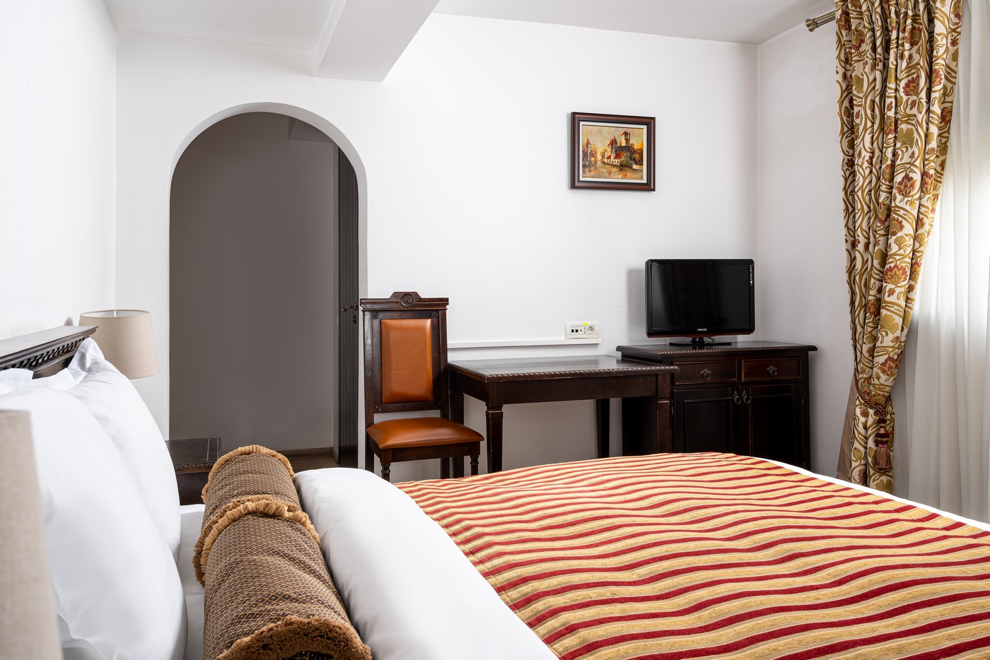 CAMERA 103 - [Camera Paul Leonida] 2